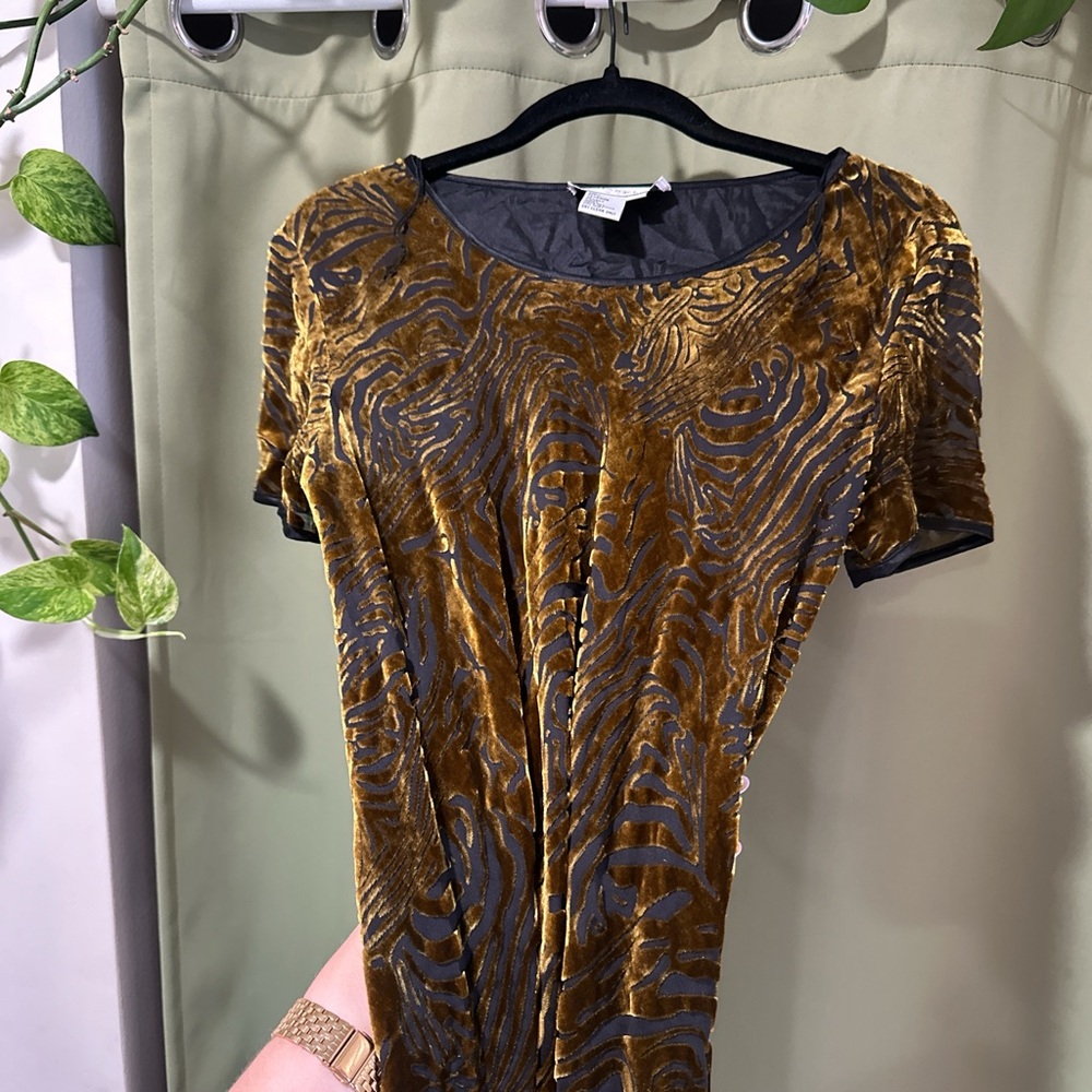 Velvet Burnout Animal-Print Short Sleeve Dress - Gold